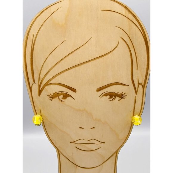 Vintage Yellow Bead Clip On Earrings, Summery Faceted Cased Lucite - Picture 3 of 5